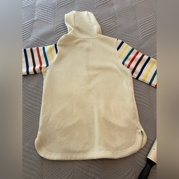 LIV Life-Integrity-Earth hooded 1/4 zip sweatshirt. Size M. - Picture 10 of 12